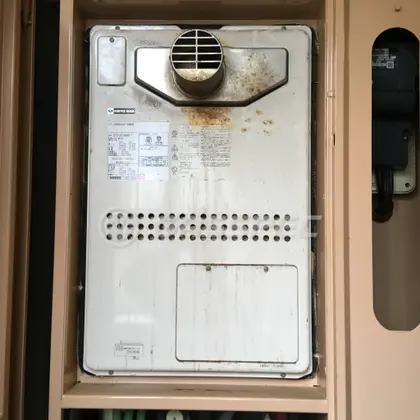施工前の暖房熱源機（GTH-2413AWXH-T）