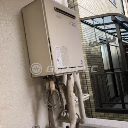 施工前の給湯器（RUF-K2401AW(A)）