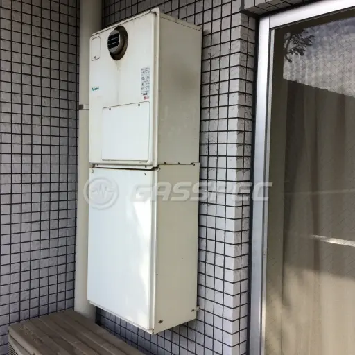 交換前の暖房熱源機