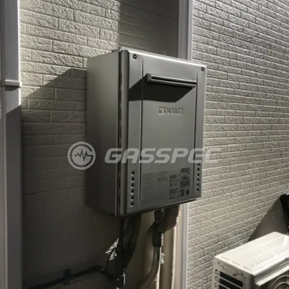 施工後の給湯器（ノーリツ GT-C2072SAW BL）