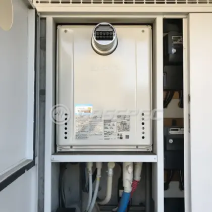 施工後の給湯器（ノーリツ GT-2470SAW-T BL）