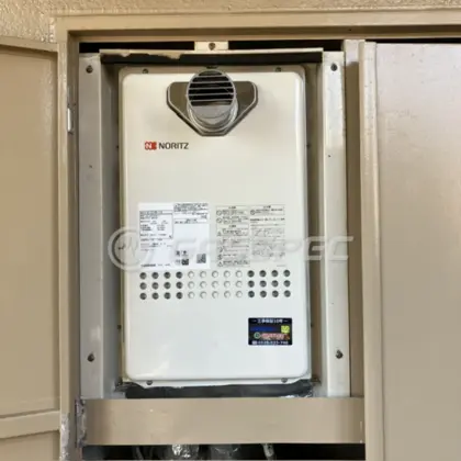 施工後の給湯器（ノーリツ GQ-1627AWX-T-DX BL）