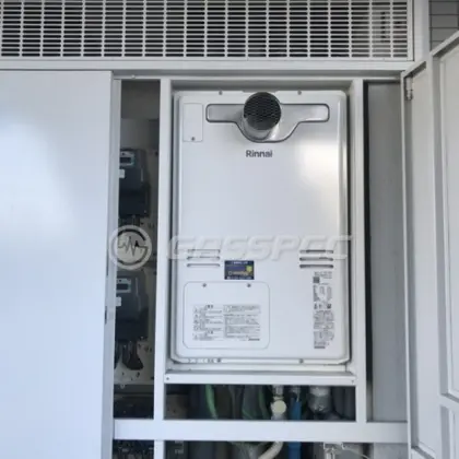 施工後の暖房熱源機（リンナイ RUFH-A2400AT2-3(A)）
