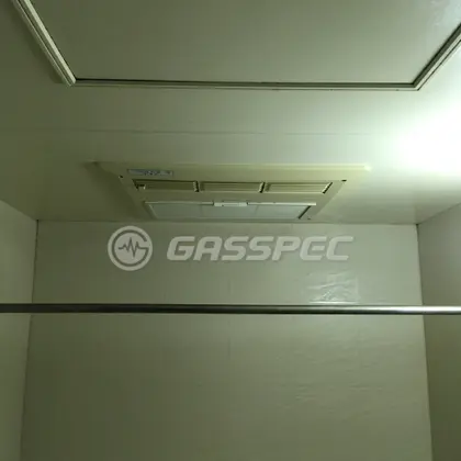 施工前の浴室乾燥機（BDV-2200UB）