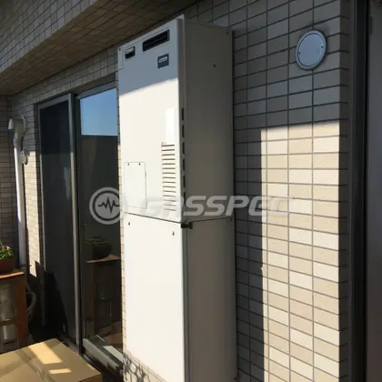 施工前の暖房熱源機（AT-4200ARSAW3Q-56）