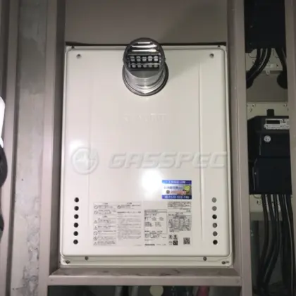 施工後の給湯器（ノーリツ GT-2470SAW-T BL）