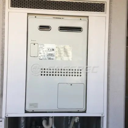 施工前の給湯器（GTH-2434SAWX3H）