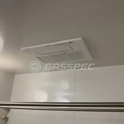 施工後の浴室乾燥機（リンナイ RBH-C3301K3P）