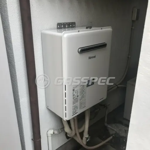 交換後の給湯器（リンナイ RUF-A1615SAW(C)）