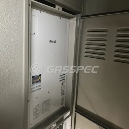 施工後の暖房熱源機（リンナイ RUFH-A2400SAU2-3(A)）
