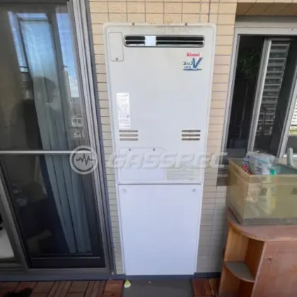 施工前の暖房熱源機（RUFH-V2403AW2-6）