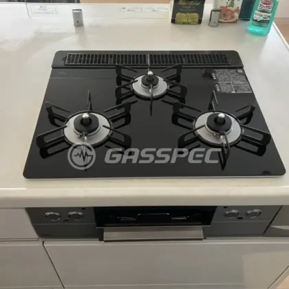 施工後のビルトインガスコンロ（リンナイ RHS31W32L1RASTW）