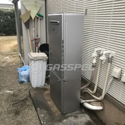 施工後の暖房熱源機（リンナイ RUFH-UE2408AW2-6(A)）