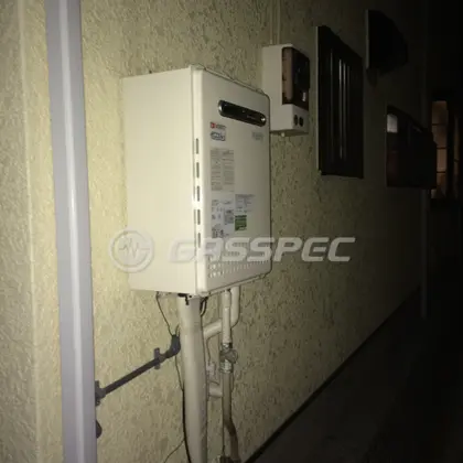 施工後の給湯器（ノーリツ GT-C2452AWX-2 BL）