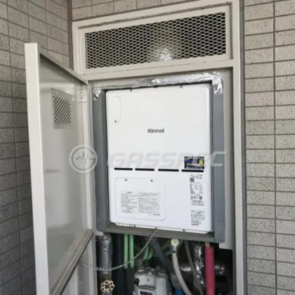 施工後の暖房熱源機（リンナイ RVD-A2400AU2-3(B)）