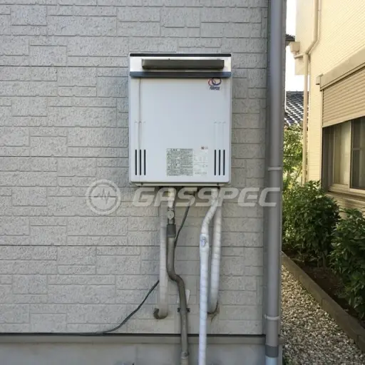 交換前の給湯器（パーパス GX-2000AW-1）