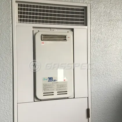 施工前の給湯器（YV1621RPW）
