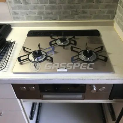 施工後のビルトインガスコンロ（リンナイ RHS31W32L22RASTW）