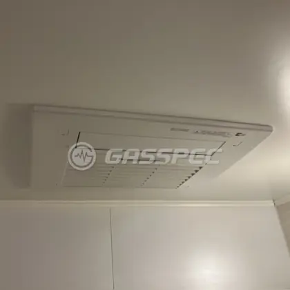施工後の浴室乾燥機（リンナイ RBH-C4101K3P(A)）