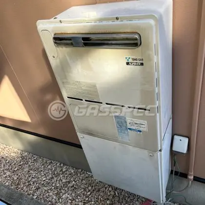 施工前の暖房熱源機（RUFH-VD2401SAW2-3）
