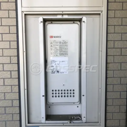 施工前の給湯器