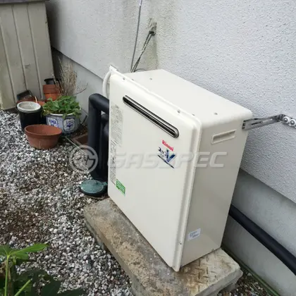 施工後の給湯器（リンナイ RUF-A2400AG(A)）