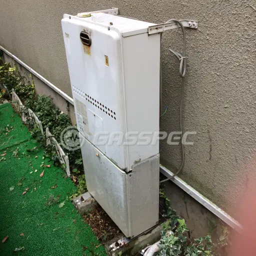 交換前の暖房熱源機