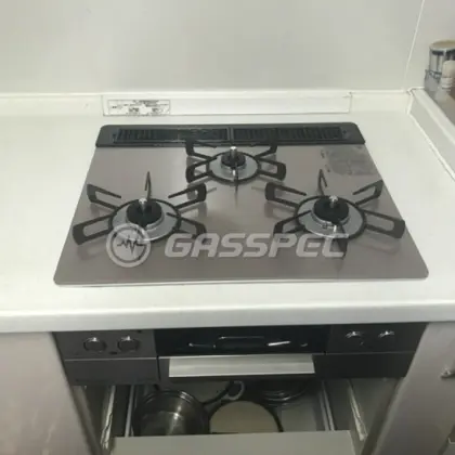 施工後のビルトインガスコンロ（リンナイ RHS31W32L22RASTW）