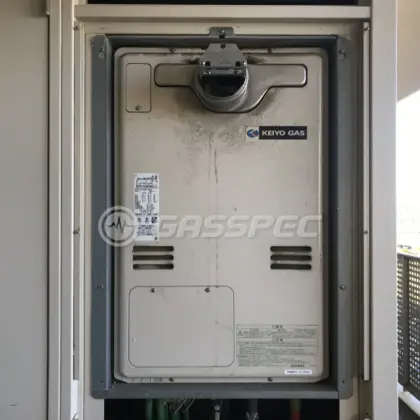 施工前の暖房熱源機（RUFH-V2403AA2-3）