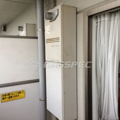 施工前の暖房熱源機（GTH-2433AWXH-T）