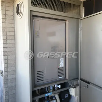 施工前の暖房熱源機（RUFH-2405AU2-5）