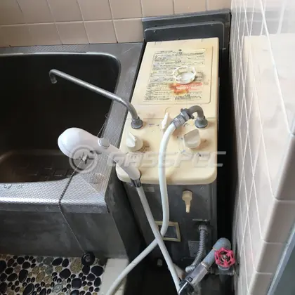 施工前の給湯器（RBF-80SN-FU-L-T）