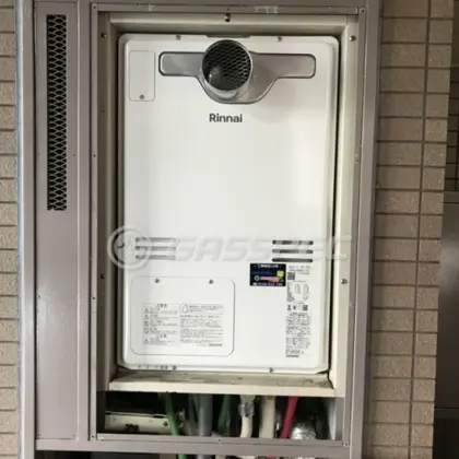 施工後の暖房熱源機（リンナイ RUFH-A2400AT2-3(A)）