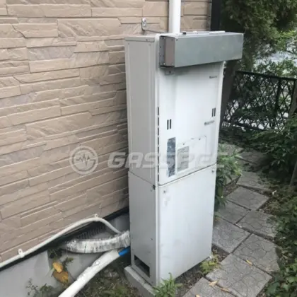 施工前の暖房熱源機（RUFH-E2402AW）
