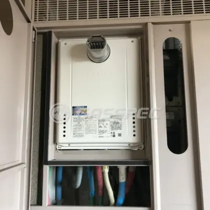 施工後の給湯器（ノーリツ GT-2470SAW-T BL）