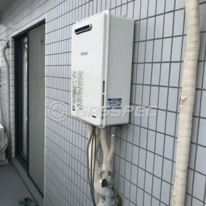 施工後の給湯器（リンナイ RUJ-A1610W(A)）