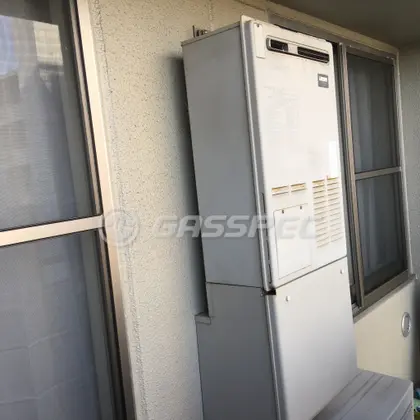 施工前の暖房熱源機（AT-4299ARSAW5Q）