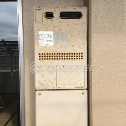施工前の給湯器（GTH-2413AWXH）
