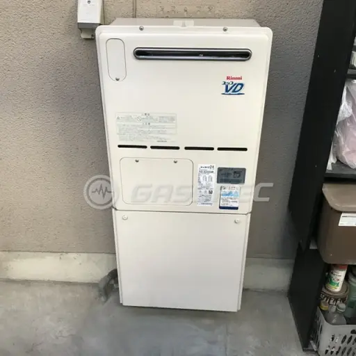 交換前の暖房熱源機（リンナイ RVD-A2400SAW）