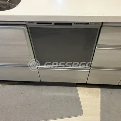 施工後のビルトイン食洗機（パナソニック NP-45RS9S）