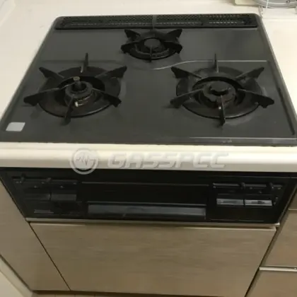施工前のビルトインガスコンロ（RBG-31A8S）