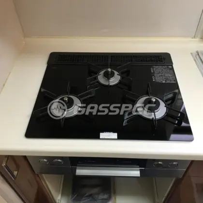 施工後のビルトインガスコンロ（リンナイ RHS31W32L1RASTW）