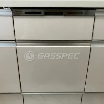 施工後のビルトイン食洗機（パナソニック NP-45MD9W）