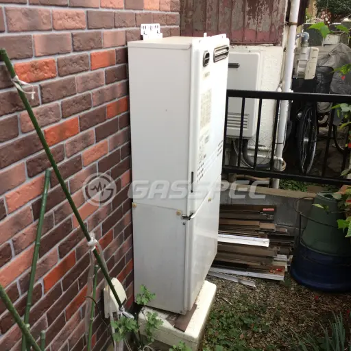 交換前の給湯器（ノーリツ GT-2422SAWX）