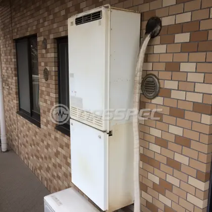 施工前の給湯器（GTH-162AW）