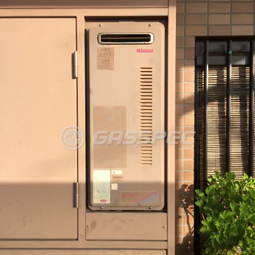 交換前の給湯器（リンナイ RUF-S1606SAW）