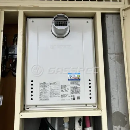 施工後の給湯器（ノーリツ GT-2470SAW-T BL）