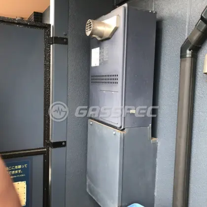 施工前の暖房熱源機（GTH-2413AWXH-T）