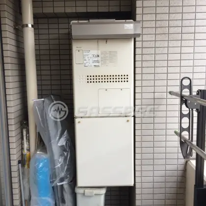 施工前の暖房熱源機（GTH-2417AWX3H-L）
