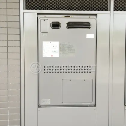 施工前の暖房熱源機（GTH-2413SAWXH）